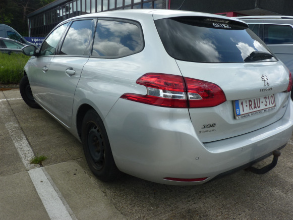Voiture Peugeot 308 (2016-235.833 km-VIN:VF3LCBHXGS235579) - Car: picture 3 Voiture Peugeot 308 (2016-235.833 km-VIN:VF3LCBHXGS235579) - Car: picture 3