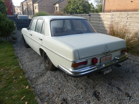 Voiture ancêtre Mercedes-Benz 280S (1972-72.399 km)( Vin: 10801610091315) - Car: picture 5 Voiture ancêtre Mercedes-Benz 280S (1972-72.399 km)( Vin: 10801610091315) - Car: picture 5
