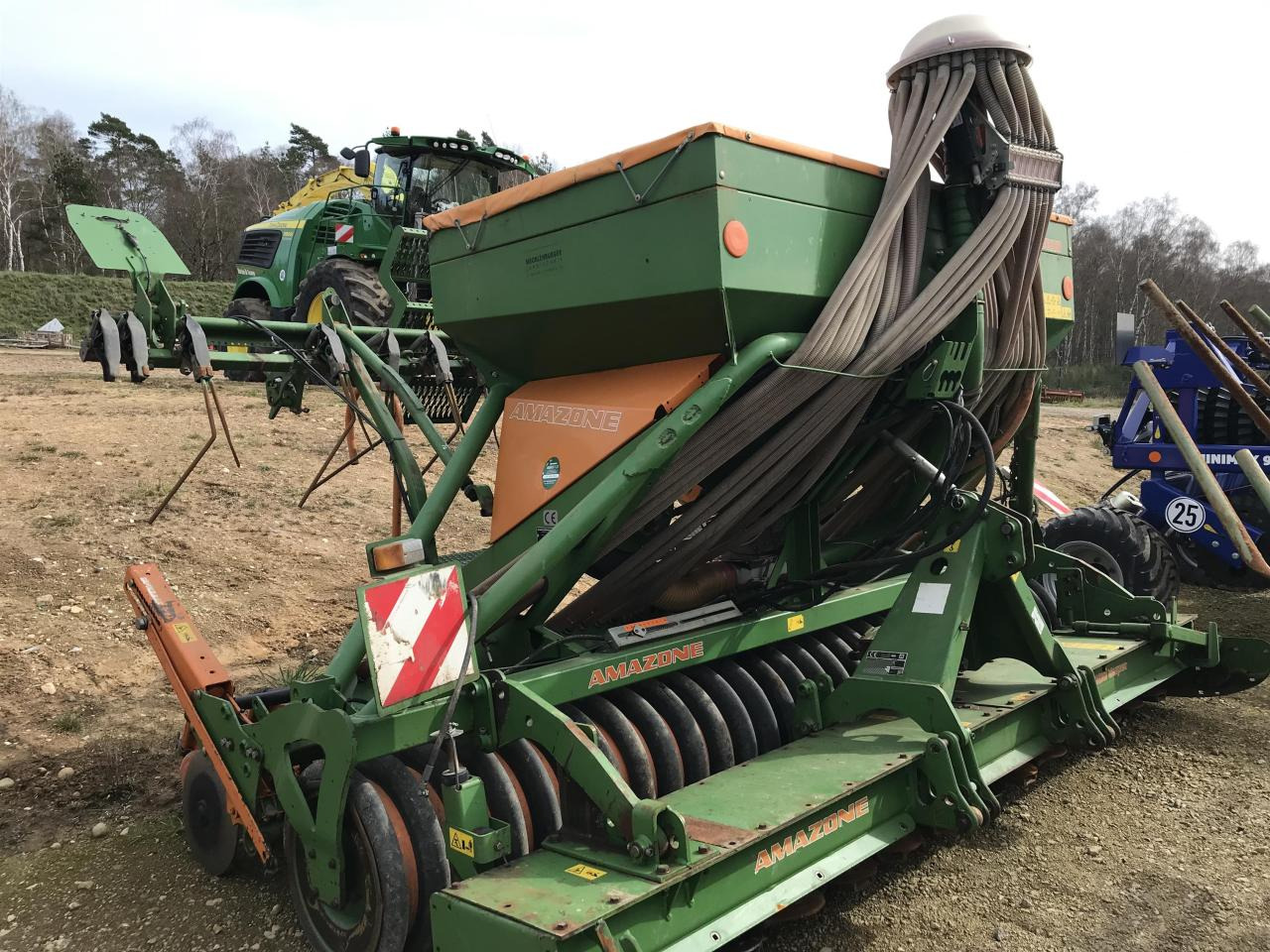 Amazone P2000 + KG4000 - Seed drill: picture 3 Amazone P2000 + KG4000 - Seed drill: picture 3