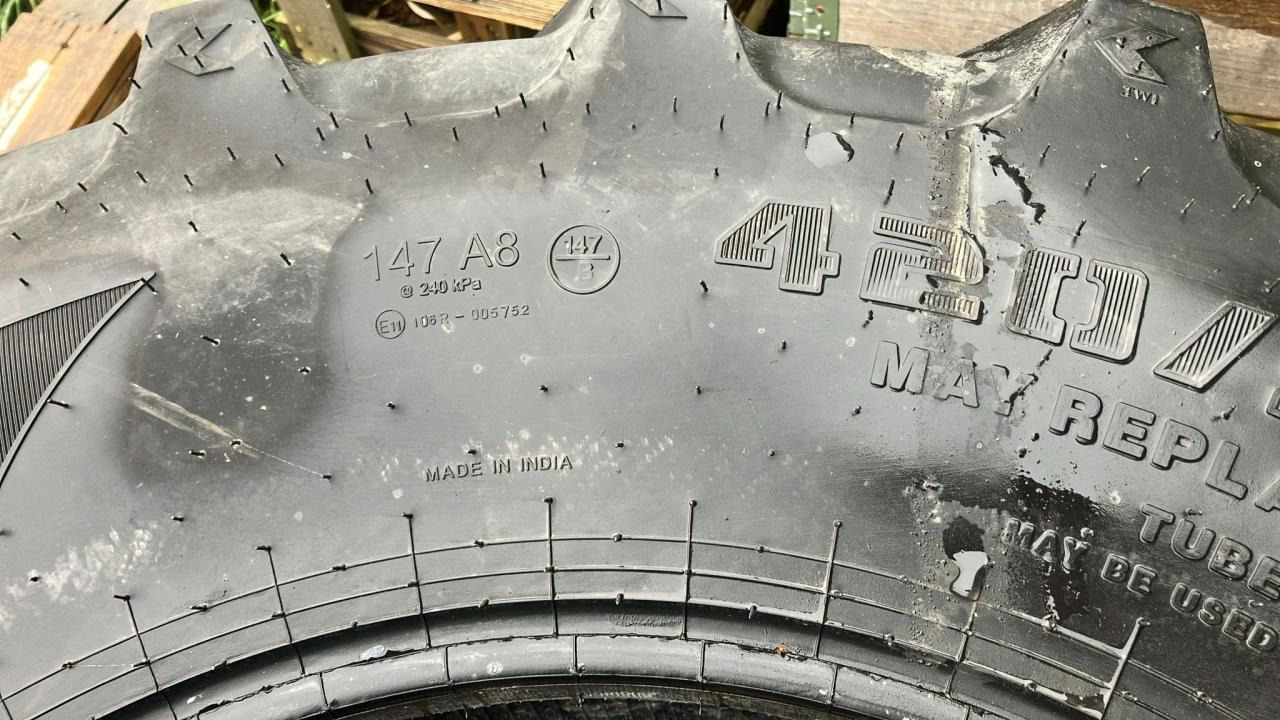 CEAT 420/90R30 - Tire for Agricultural machinery: picture 5 CEAT 420/90R30 - Tire for Agricultural machinery: picture 5