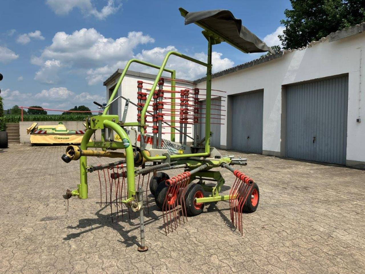 CLAAS Liner 390S - Tedder/ Rake: picture 3 CLAAS Liner 390S - Tedder/ Rake: picture 3