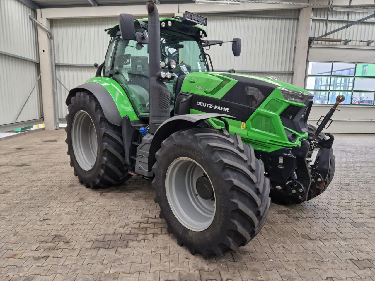 Deutz-Fahr 6185 TTV - Farm tractor: picture 1 Deutz-Fahr 6185 TTV - Farm tractor: picture 1