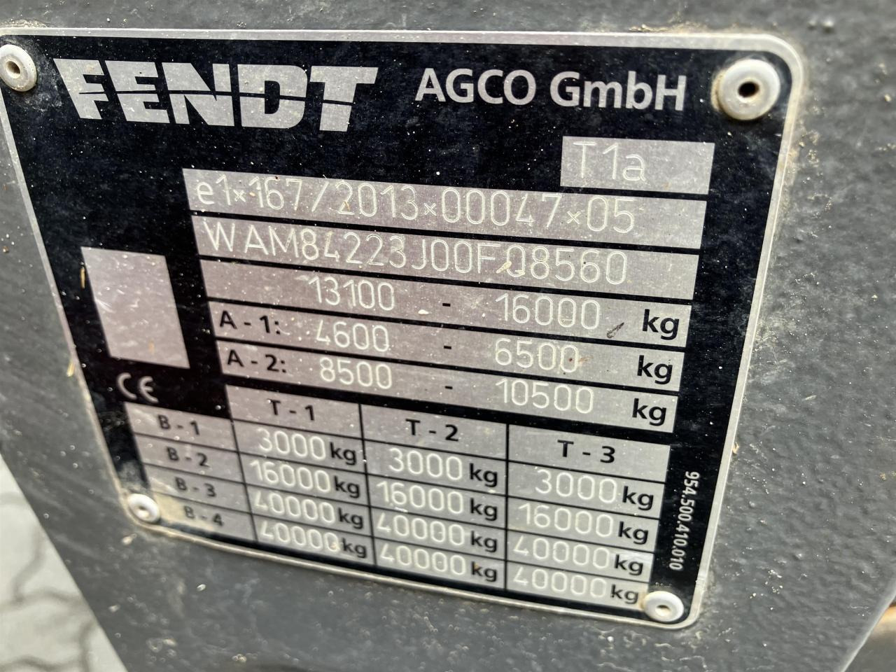 Farm tractor Fendt 828 Vario Profi Plus: picture 14