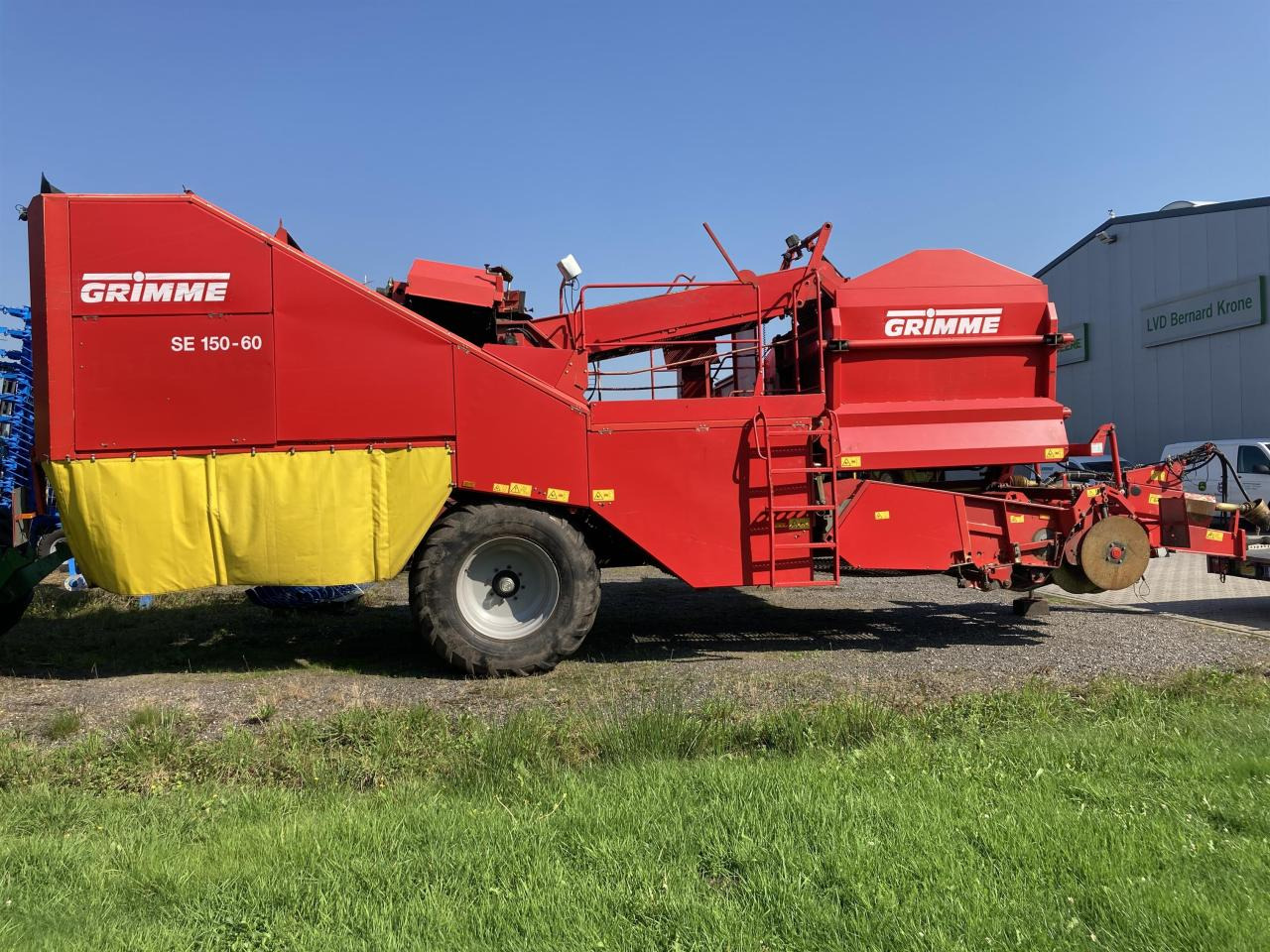 Grimme SE 150-60 - Potato harvester: picture 1 Grimme SE 150-60 - Potato harvester: picture 1