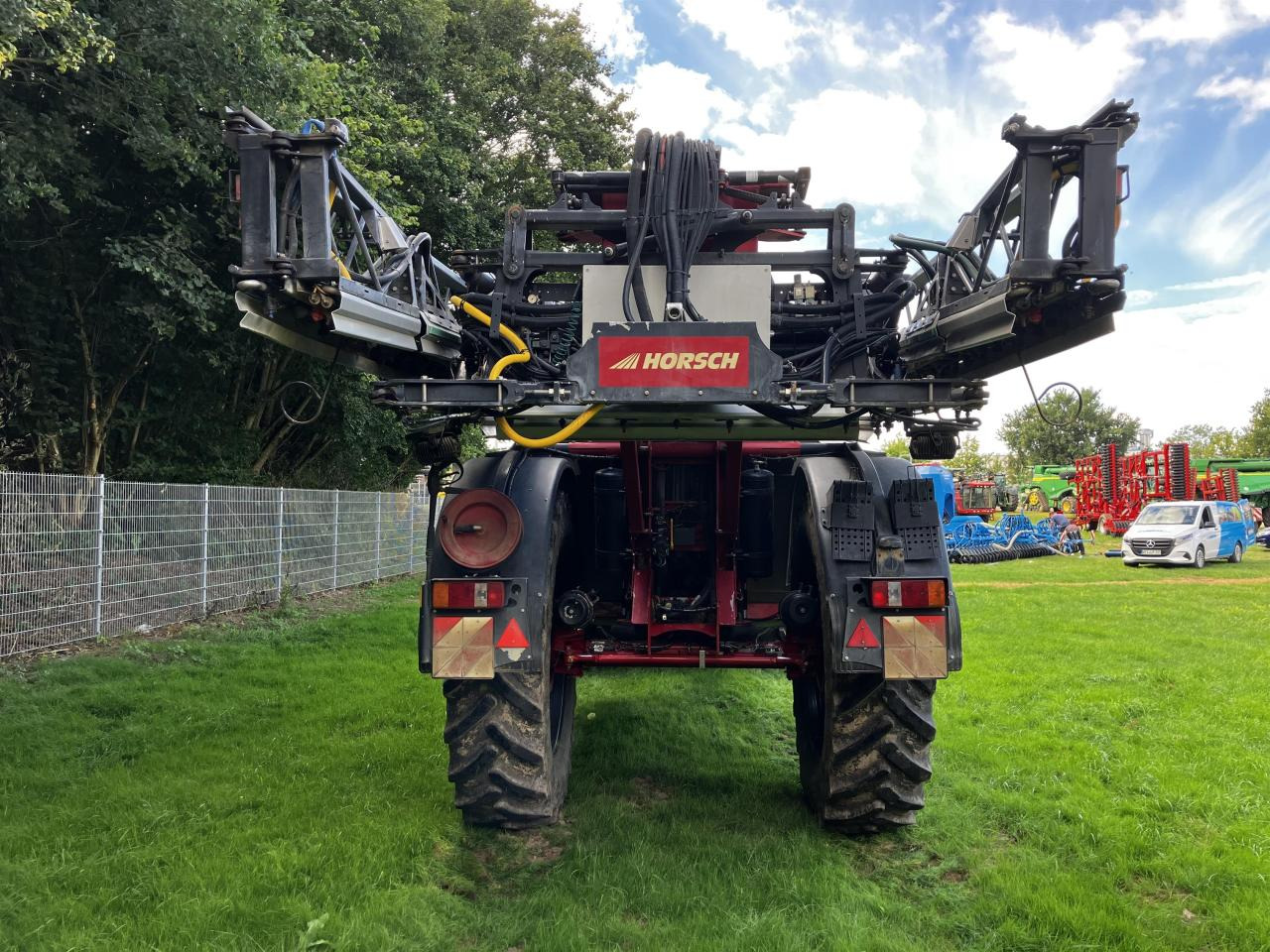 Horsch GS 8000 - Trailed sprayer: picture 5 Horsch GS 8000 - Trailed sprayer: picture 5