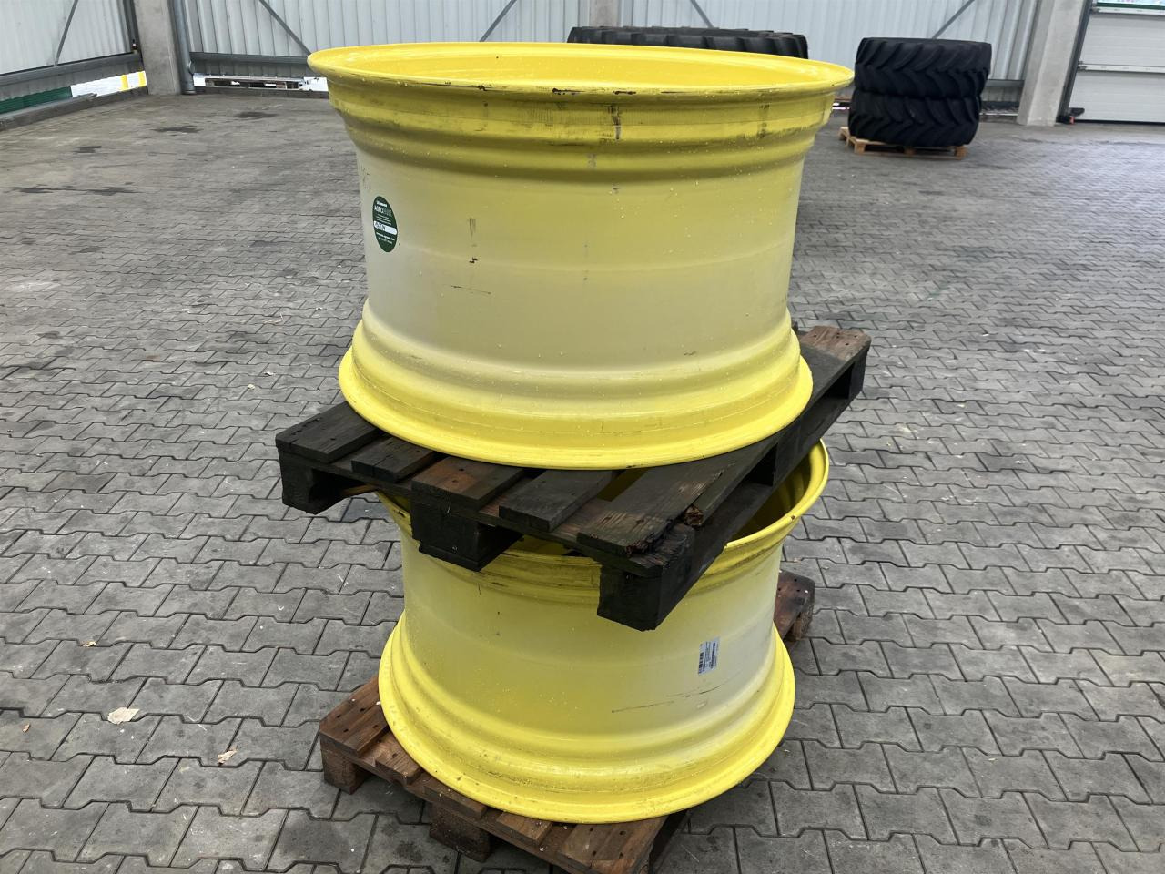 John Deere 23x38 - Tire for Agricultural machinery: picture 2 John Deere 23x38 - Tire for Agricultural machinery: picture 2