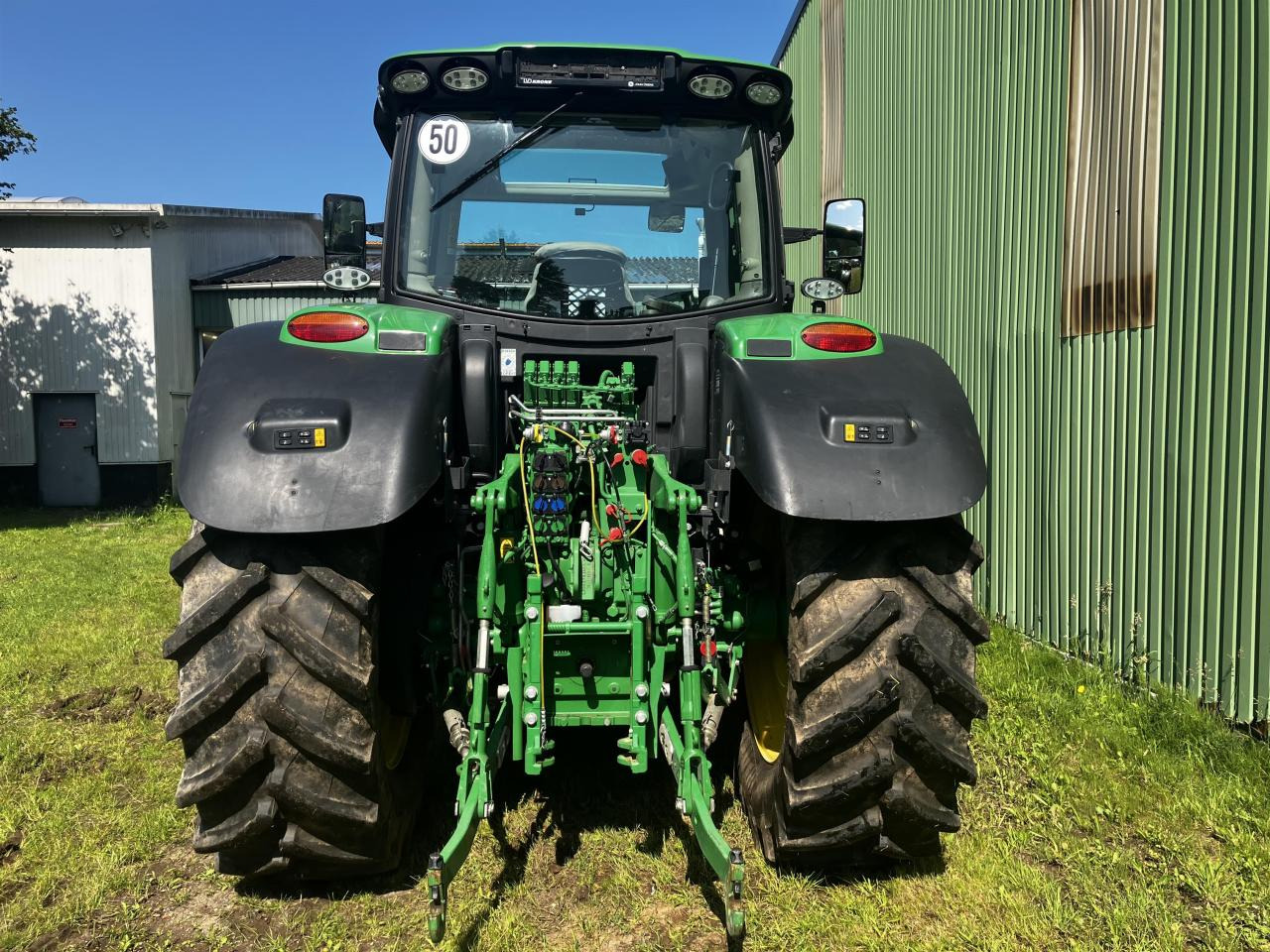 John Deere 6R 155 - Farm tractor: picture 5 John Deere 6R 155 - Farm tractor: picture 5