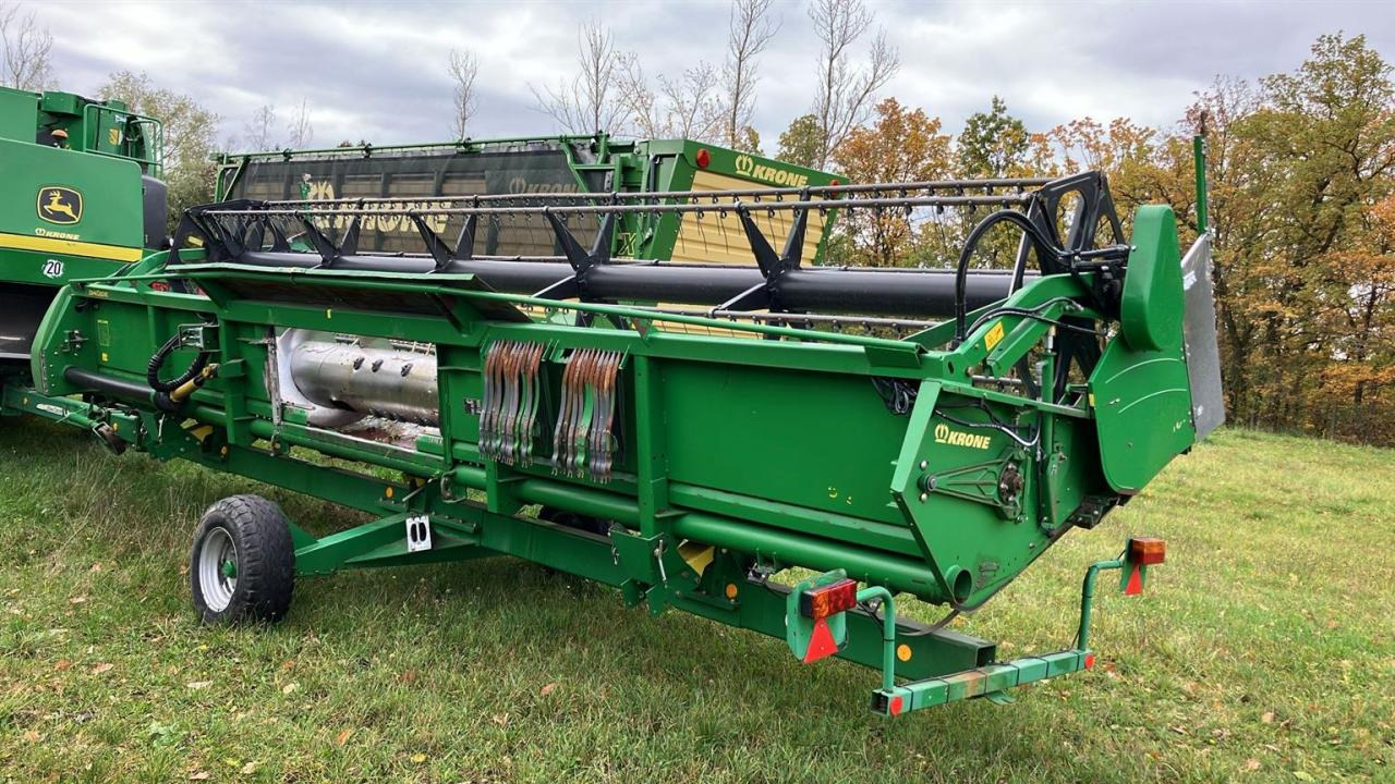 Combine harvester John Deere C 670: picture 6 Combine harvester John Deere C 670: picture 6