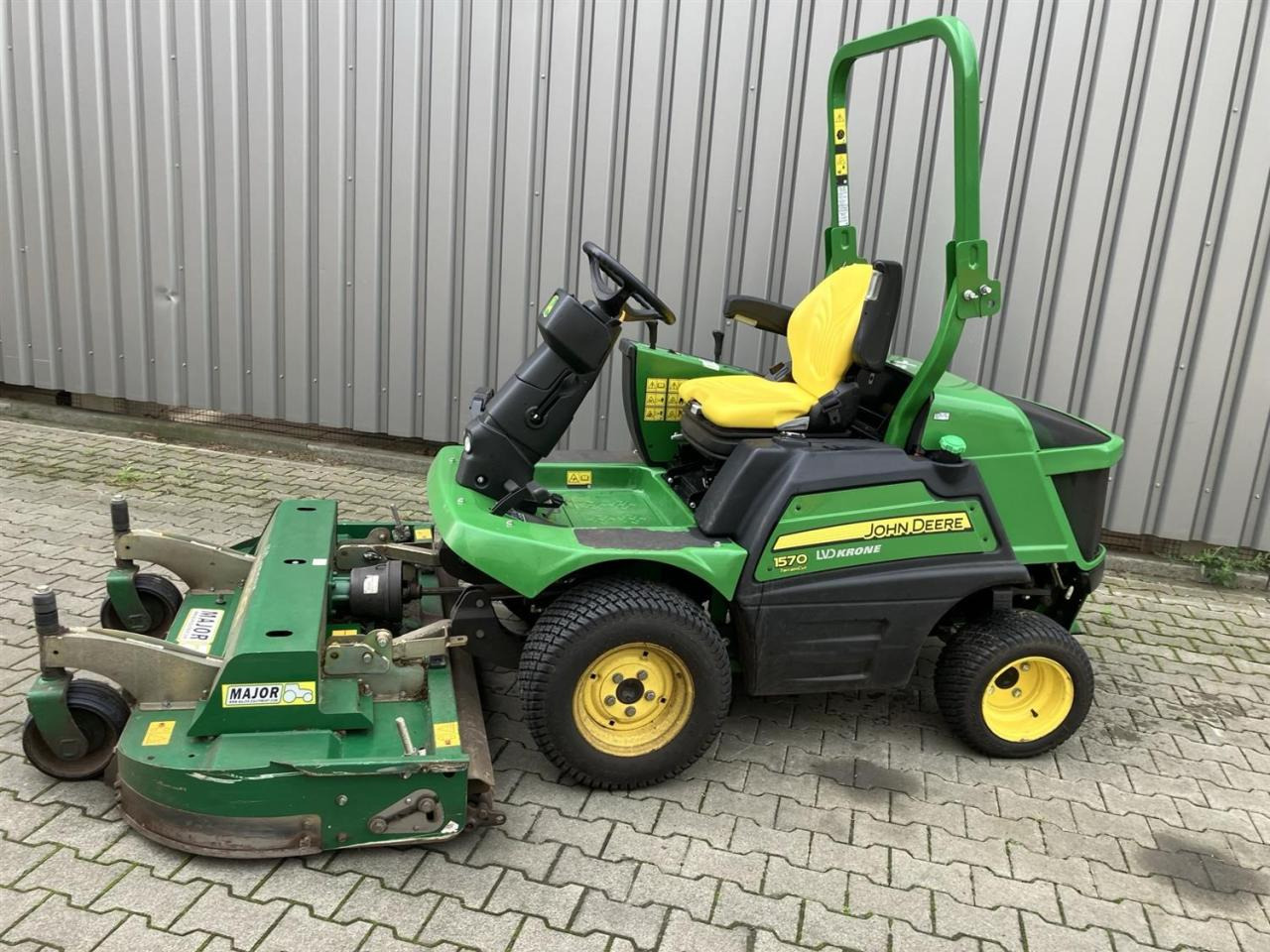 John Deere F1570 Frontmäher - Garden mower: picture 1 John Deere F1570 Frontmäher - Garden mower: picture 1