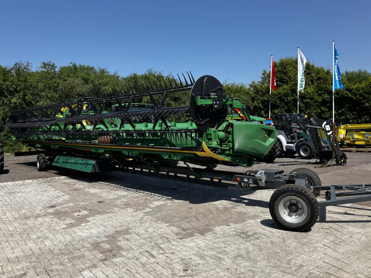 John Deere RD40F - Forage harvester attachment: picture 1 John Deere RD40F - Forage harvester attachment: picture 1