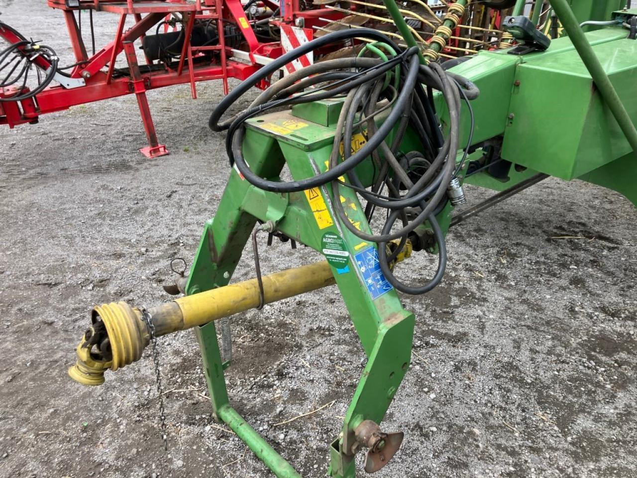 Krone SWADRO 1400 - Tedder/ Rake: picture 3 Krone SWADRO 1400 - Tedder/ Rake: picture 3