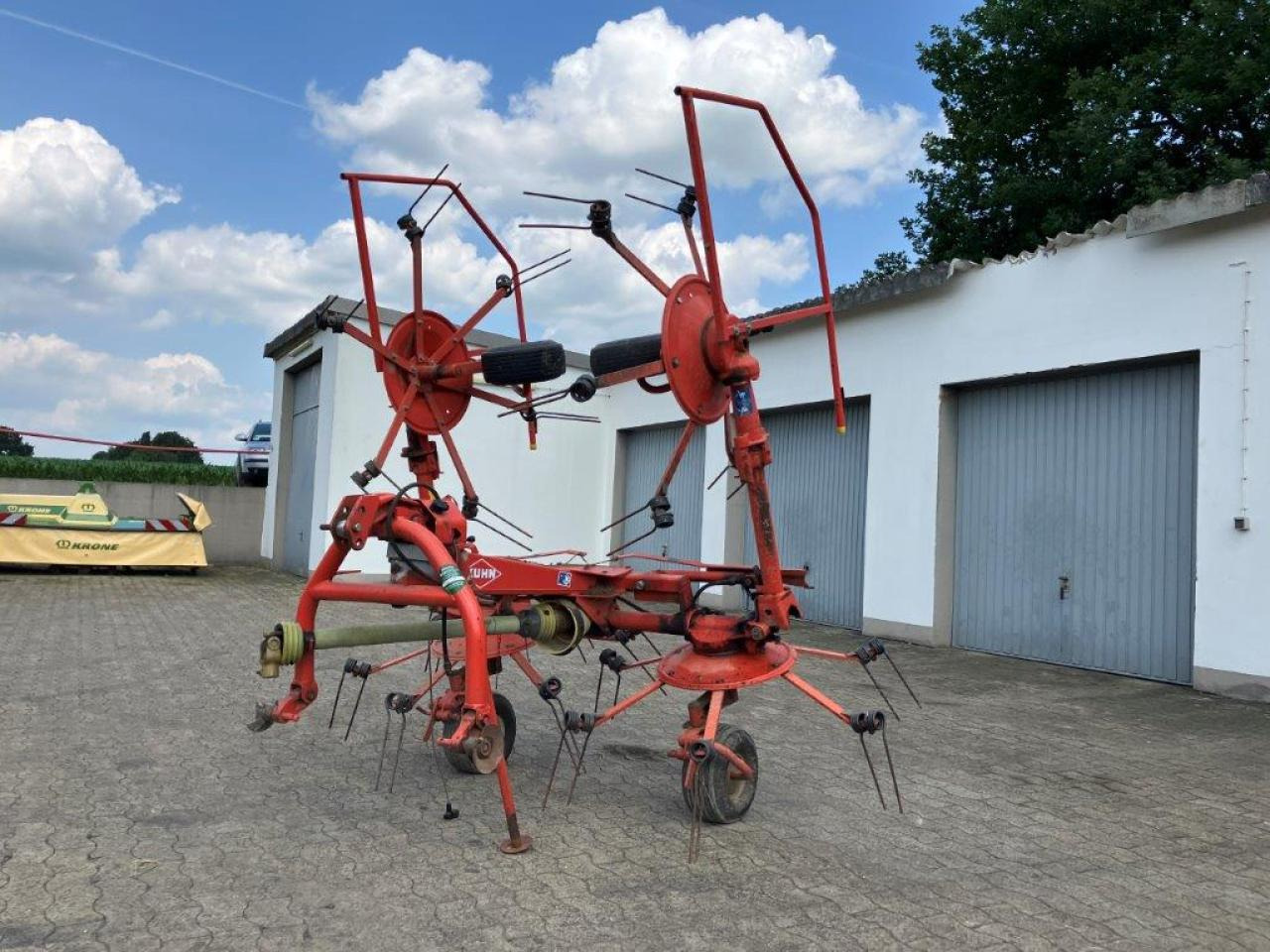 Kuhn GF 5001 MH - Tedder/ Rake: picture 5 Kuhn GF 5001 MH - Tedder/ Rake: picture 5