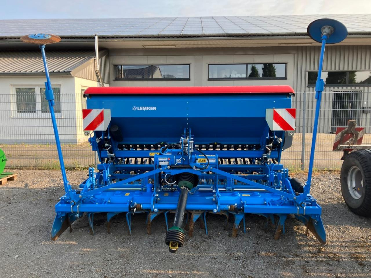 Lemken Saphir 9/300 - Seed drill: picture 4 Lemken Saphir 9/300 - Seed drill: picture 4