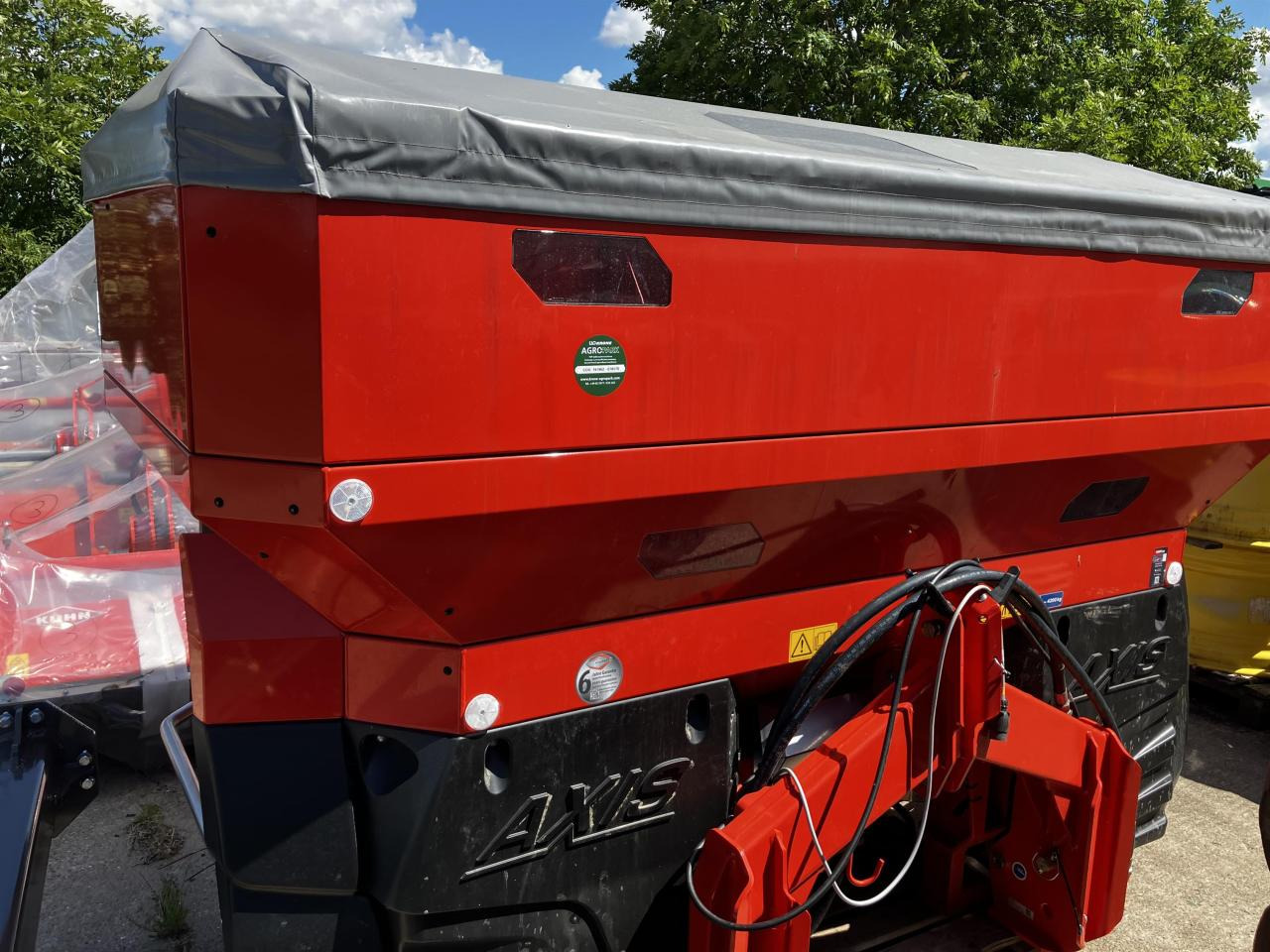 Rauch Axis H 50.2 EMC + W - Fertilizer spreader: picture 3 Rauch Axis H 50.2 EMC + W - Fertilizer spreader: picture 3