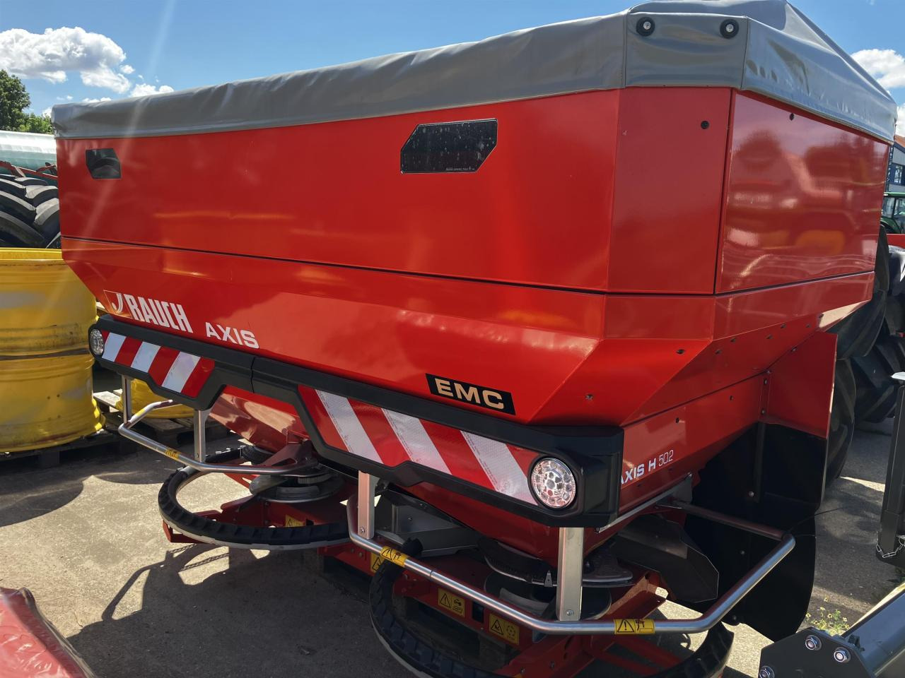 Rauch Axis H 50.2 EMC + W - Fertilizer spreader: picture 2 Rauch Axis H 50.2 EMC + W - Fertilizer spreader: picture 2