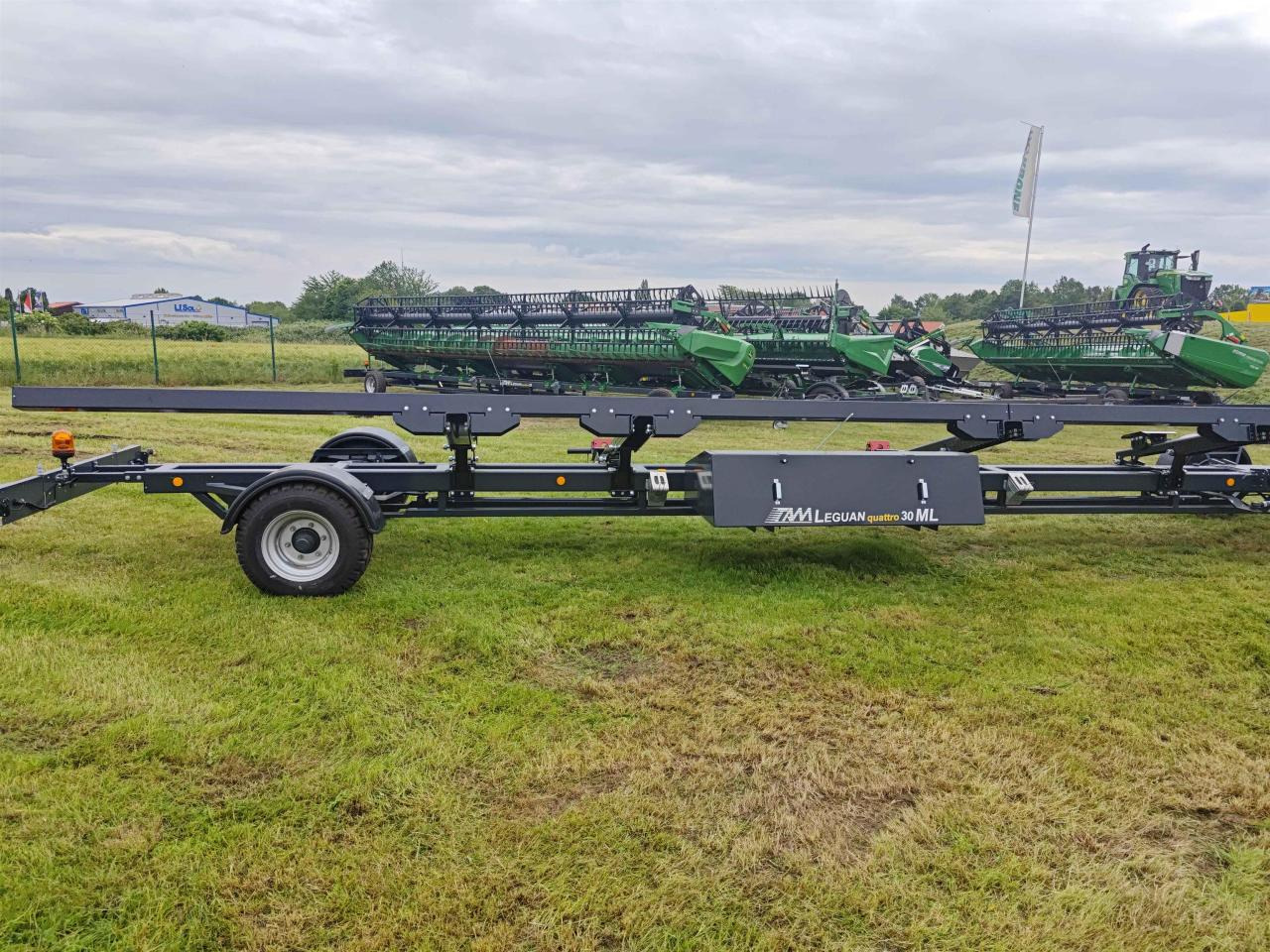 TAM Leguan Quattro ML 30ft - Grain header: picture 3 TAM Leguan Quattro ML 30ft - Grain header: picture 3