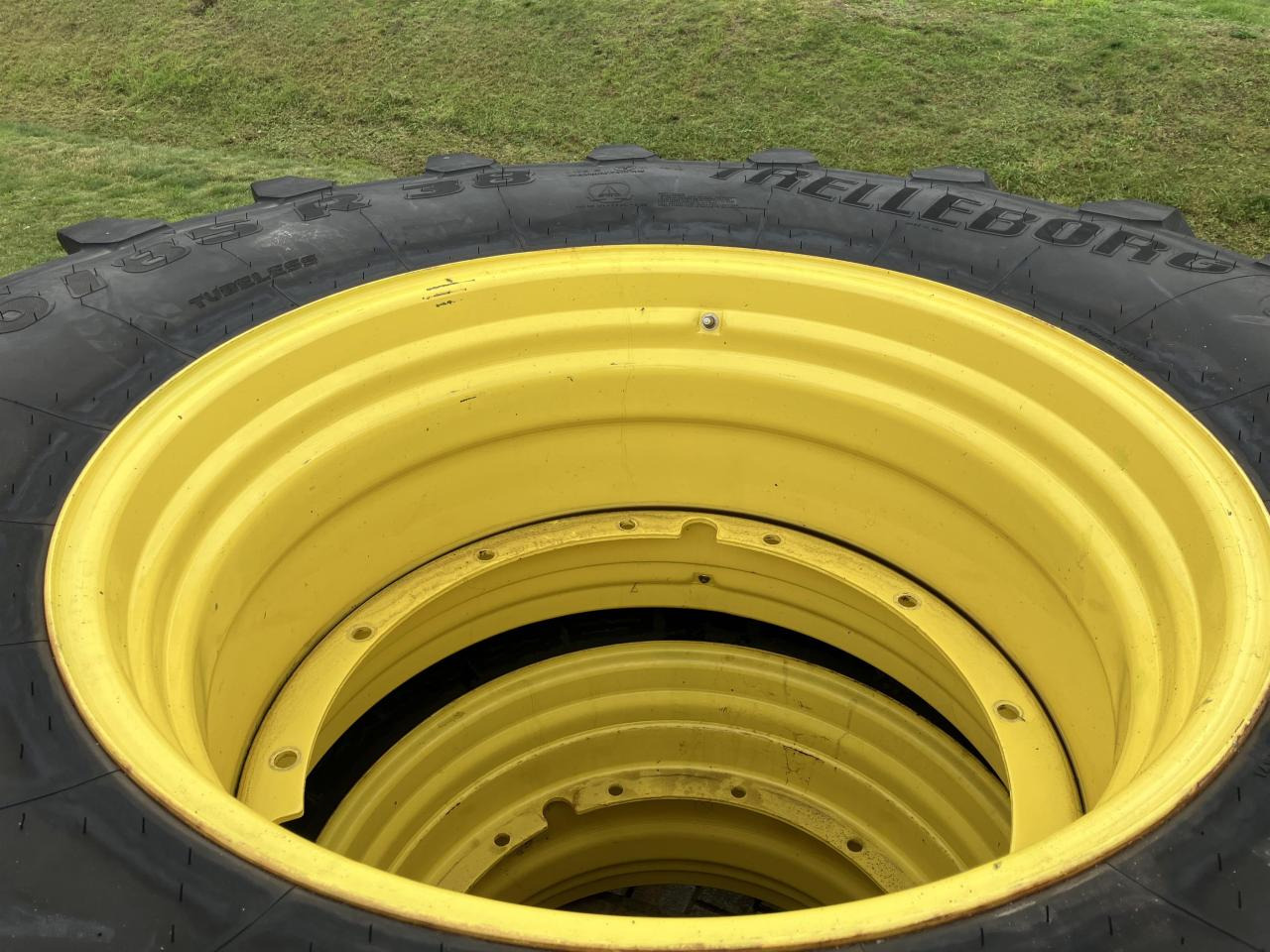 Trelleborg 650/85R38 - Tire for Agricultural machinery: picture 5 Trelleborg 650/85R38 - Tire for Agricultural machinery: picture 5