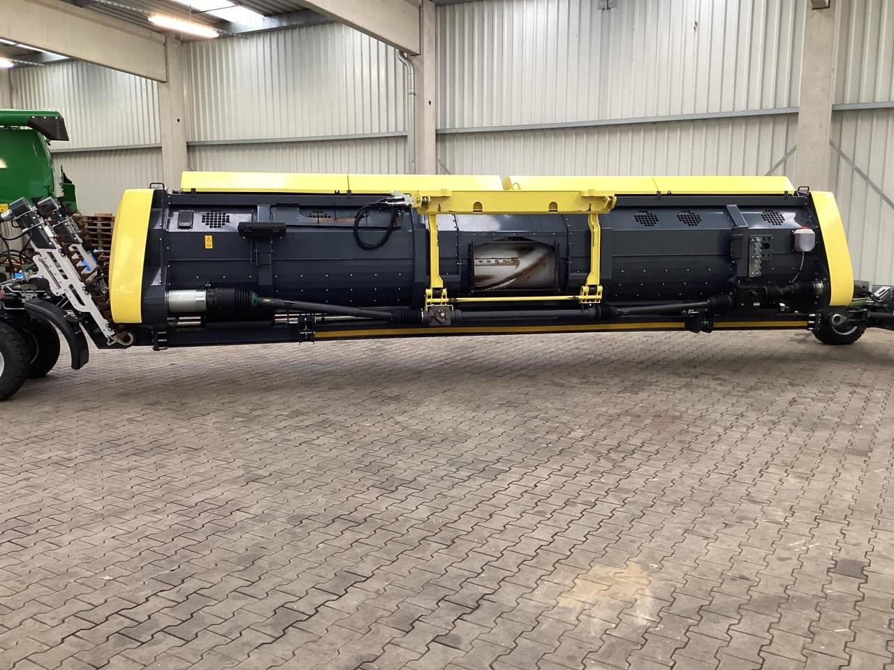 Zürn Profi Cut 700 - Forage harvester attachment: picture 3 Zürn Profi Cut 700 - Forage harvester attachment: picture 3