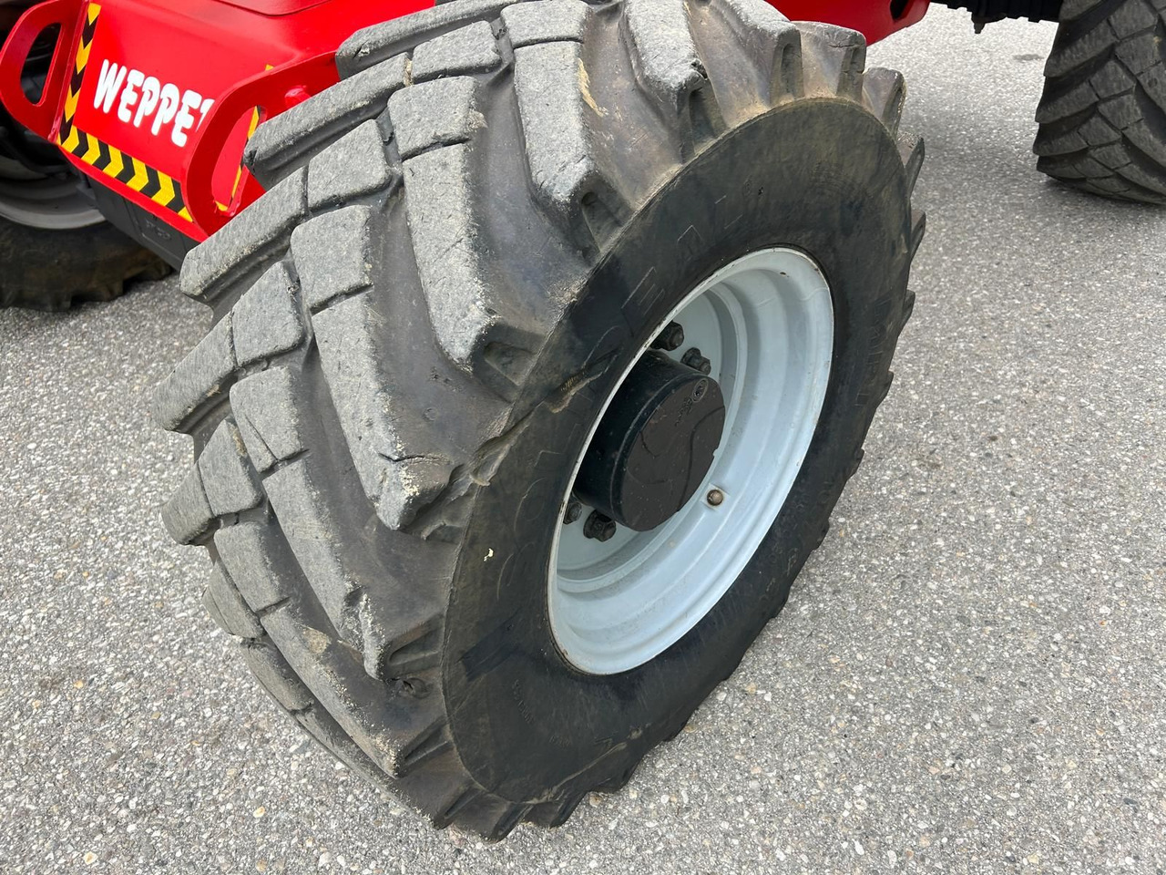 Articulated boom Manitou 200 ATJ: picture 7