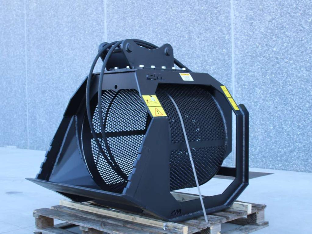 CM Crusher CBR 10 Screening Bucket - Bucket for Skid steer loader: picture 1 CM Crusher CBR 10 Screening Bucket - Bucket for Skid steer loader: picture 1