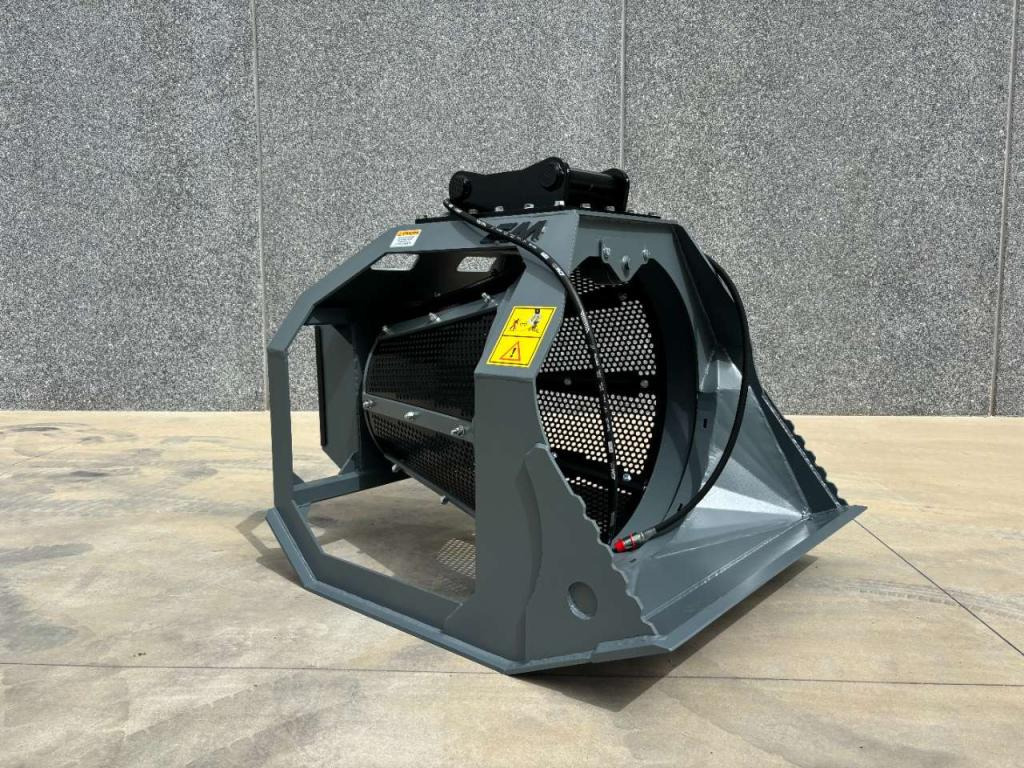 CM Crusher CBR 12 Screening Bucket - Bucket for Skid steer loader: picture 1 CM Crusher CBR 12 Screening Bucket - Bucket for Skid steer loader: picture 1
