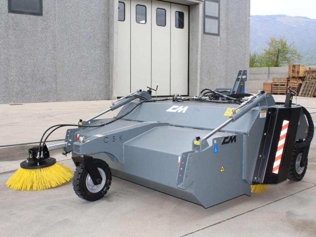 CM Crusher CSK 200 Sweeping Bucket - Broom for Skid steer loader: picture 1 CM Crusher CSK 200 Sweeping Bucket - Broom for Skid steer loader: picture 1