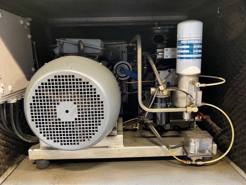 Creemers RCN 15-60 15 kW 2000 L / min 10 Bar Elektrische Schroefcompressor - Air compressor: picture 3 Creemers RCN 15-60 15 kW 2000 L / min 10 Bar Elektrische Schroefcompressor - Air compressor: picture 3