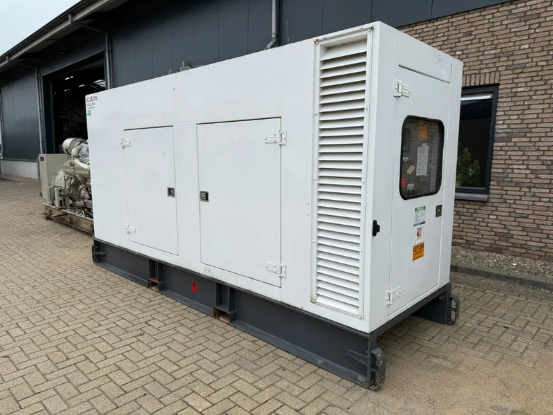 Cummins QSL9-G8 Stamford 300 kVA Supersilent Rental generatorset - Generator set: picture 1 Cummins QSL9-G8 Stamford 300 kVA Supersilent Rental generatorset - Generator set: picture 1