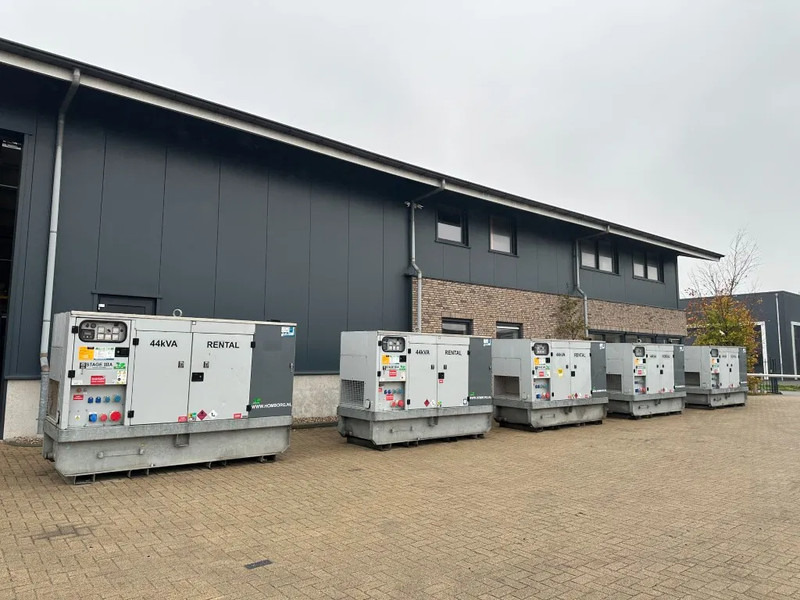 Europower EPUS44TDE Kubota Leroy Somer 44 kVA Supersilent Rentalg eneratorset 2018 ! - Generator set: picture 4 Europower EPUS44TDE Kubota Leroy Somer 44 kVA Supersilent Rentalg eneratorset 2018 ! - Generator set: picture 4