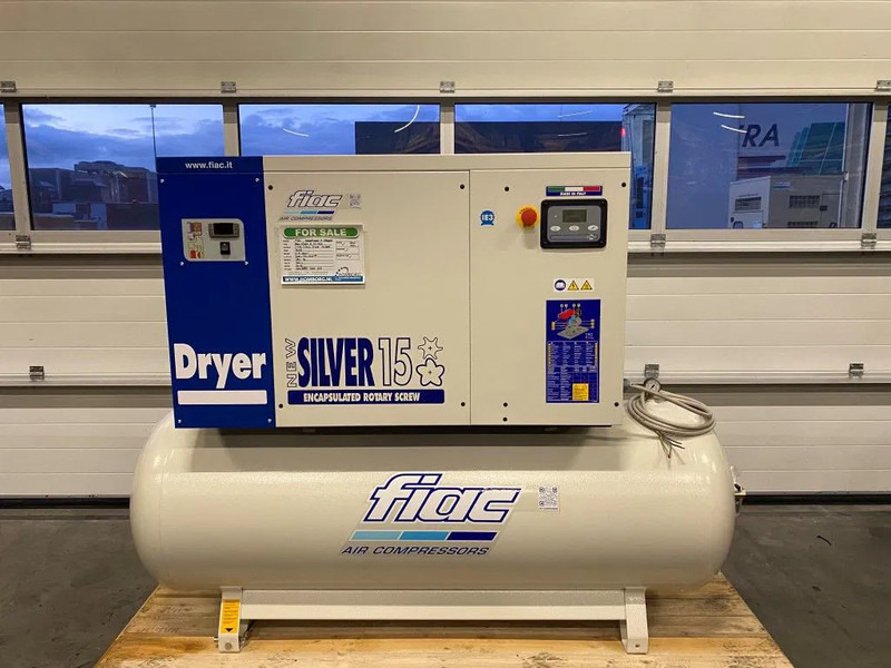 Fiac NewSilver D 15 / 500 NewSilver D 15 / 500 - 1430 L / min 11 kW 10 bar Elektrische Schroefcompressor + Droger - Air compressor: picture 2 Fiac NewSilver D 15 / 500 NewSilver D 15 / 500 - 1430 L / min 11 kW 10 bar Elektrische Schroefcompressor + Droger - Air compressor: picture 2