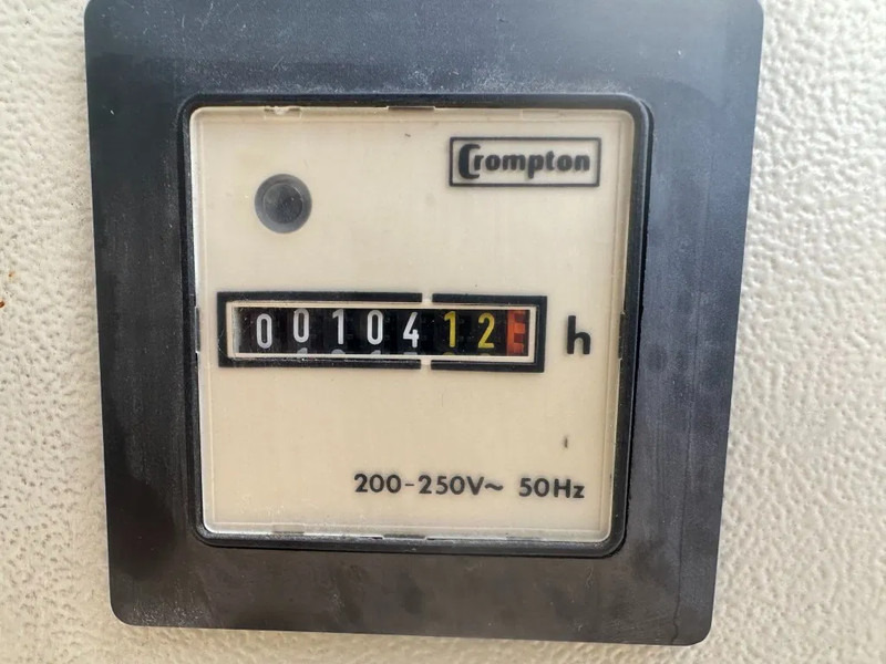 Iveco 8041 I 06.55 Leroy Somer 45 KVA noodstroom generatorset as New ! 104 hours - Generator set: picture 5 Iveco 8041 I 06.55 Leroy Somer 45 KVA noodstroom generatorset as New ! 104 hours - Generator set: picture 5