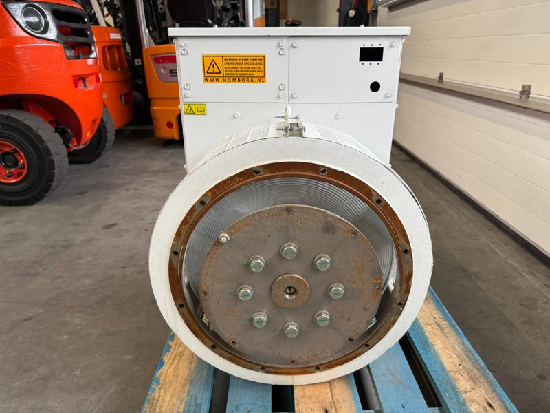 Leroy Somer LSAM 46.2M3 C 6/4 Generatordeel 150 kVA Alternator New overstock ! - Generator set: picture 3 Leroy Somer LSAM 46.2M3 C 6/4 Generatordeel 150 kVA Alternator New overstock ! - Generator set: picture 3