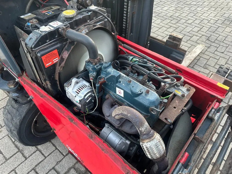 Truck mounted forklift Moffett M4 20.1 Kubota Diesel Kooiaap 2 ton Sideshift Positioner Meeneemheftruck: picture 14 Truck mounted forklift Moffett M4 20.1 Kubota Diesel Kooiaap 2 ton Sideshift Positioner Meeneemheftruck: picture 14