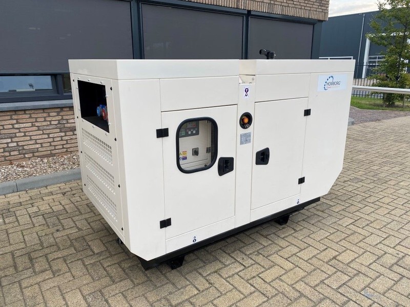 Perkins 22 kVA Supersilent generatorset New ! - Generator set: picture 5 Perkins 22 kVA Supersilent generatorset New ! - Generator set: picture 5