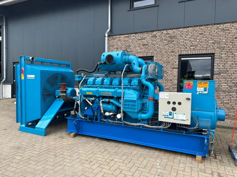 Perkins 4012 TWG Stamford 1030 kVA generatorset as New ! 175 hours ! Nieuwstaat ! - Generator set: picture 1 Perkins 4012 TWG Stamford 1030 kVA generatorset as New ! 175 hours ! Nieuwstaat ! - Generator set: picture 1