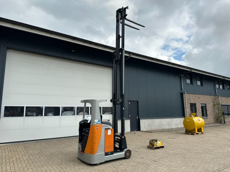Still FM-X 12 Reachtruck 1.2 ton Triplex Freelift Sideshift Elektra Reachtruck - Reach truck: picture 4 Still FM-X 12 Reachtruck 1.2 ton Triplex Freelift Sideshift Elektra Reachtruck - Reach truck: picture 4