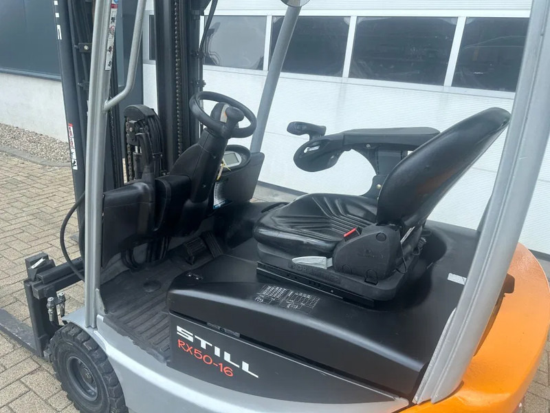 Still RX50-15 1.5 ton Triplex Freelift Sideshift Elektra Heftruck accu 2023 ! - Electric forklift: picture 4 Still RX50-15 1.5 ton Triplex Freelift Sideshift Elektra Heftruck accu 2023 ! - Electric forklift: picture 4