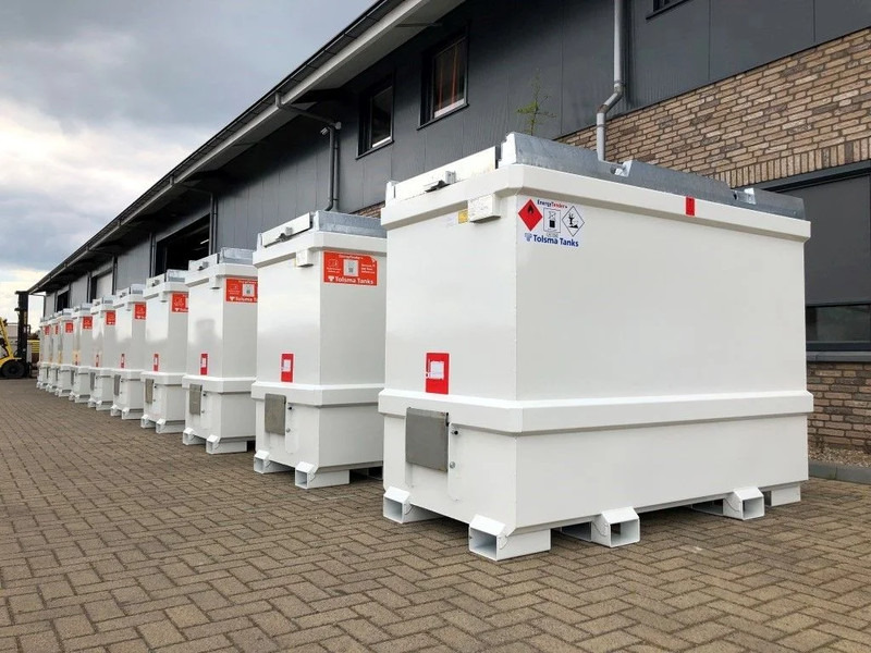 Tolsma Kiwa IBC 3000 liter dieseltank nieuw ! - Storage tank: picture 1 Tolsma Kiwa IBC 3000 liter dieseltank nieuw ! - Storage tank: picture 1