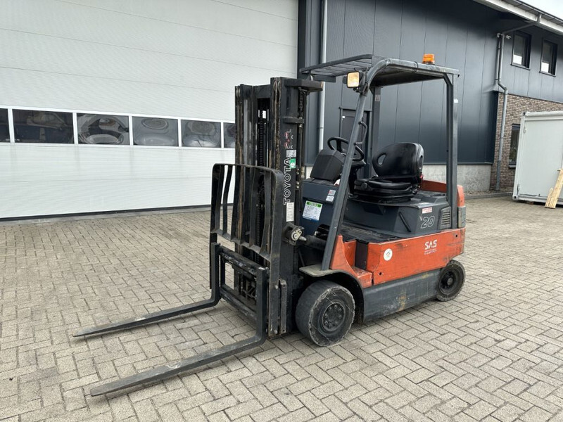 Toyota 7FBMF20 2 ton Triplex Freelift Sideshift Elektra Heftruck - Electric forklift: picture 1 Toyota 7FBMF20 2 ton Triplex Freelift Sideshift Elektra Heftruck - Electric forklift: picture 1