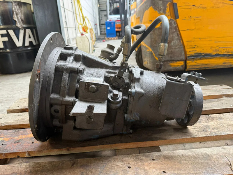 Velvet Drive AS3 70C Keerkoppeling Ratio 2.10:1 Gearbox - Engine for Material handling equipment: picture 2 Velvet Drive AS3 70C Keerkoppeling Ratio 2.10:1 Gearbox - Engine for Material handling equipment: picture 2