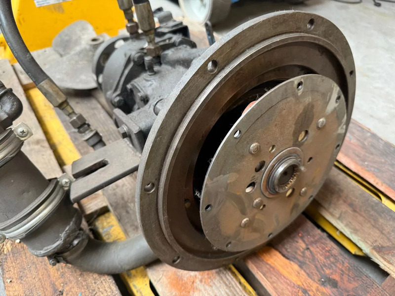 Velvet Drive AS3 70C Keerkoppeling Ratio 2.10:1 Gearbox - Engine for Material handling equipment: picture 5 Velvet Drive AS3 70C Keerkoppeling Ratio 2.10:1 Gearbox - Engine for Material handling equipment: picture 5