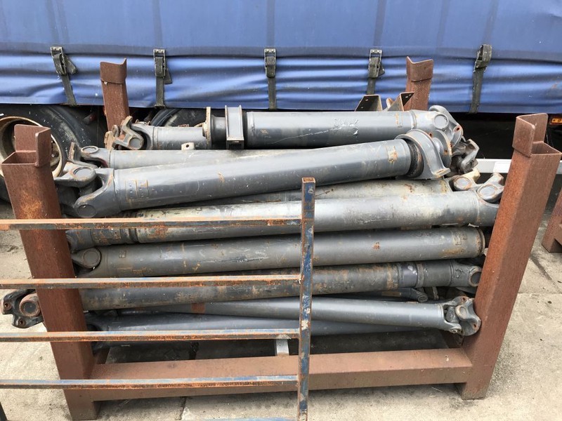 DAF Diverse aandrijfassen DAF - Drive shaft for Truck: picture 3 DAF Diverse aandrijfassen DAF - Drive shaft for Truck: picture 3