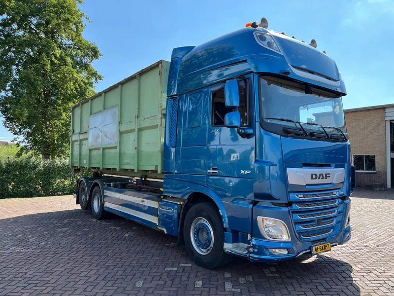 Container transporter/ Swap body truck DAF XF 530 FAS: picture 5