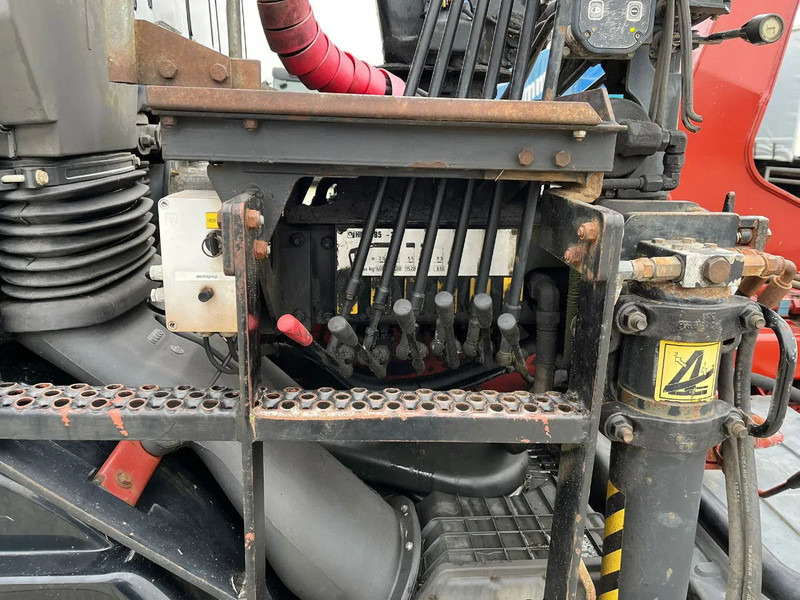 Hook lift truck, Crane truck Iveco Eurostar 190 MH190E24: picture 18 Hook lift truck, Crane truck Iveco Eurostar 190 MH190E24: picture 18