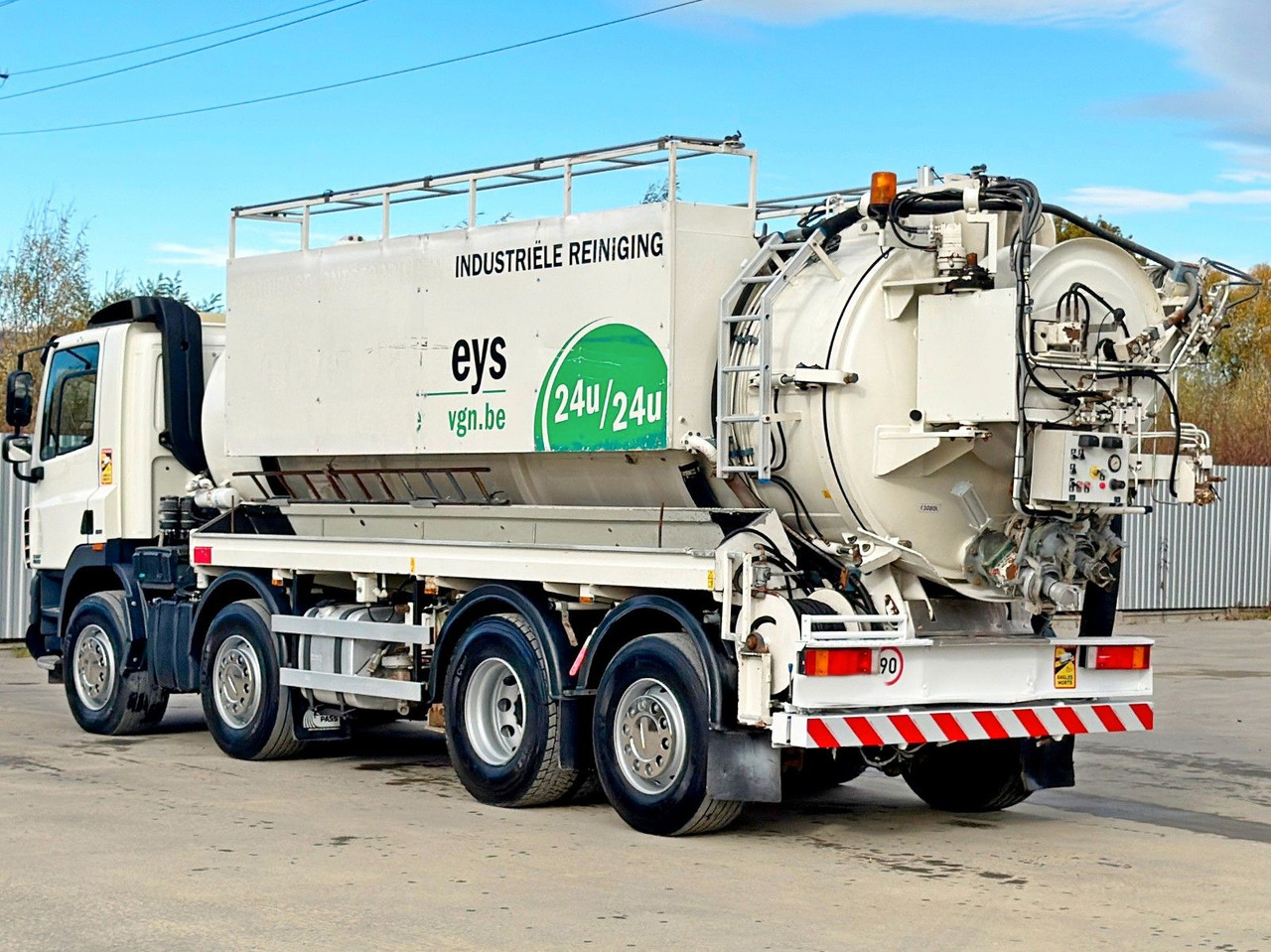 DAF CF 85.410 * Saug und Spülwagen +FUNK - Vacuum truck: picture 5 DAF CF 85.410 * Saug und Spülwagen +FUNK - Vacuum truck: picture 5