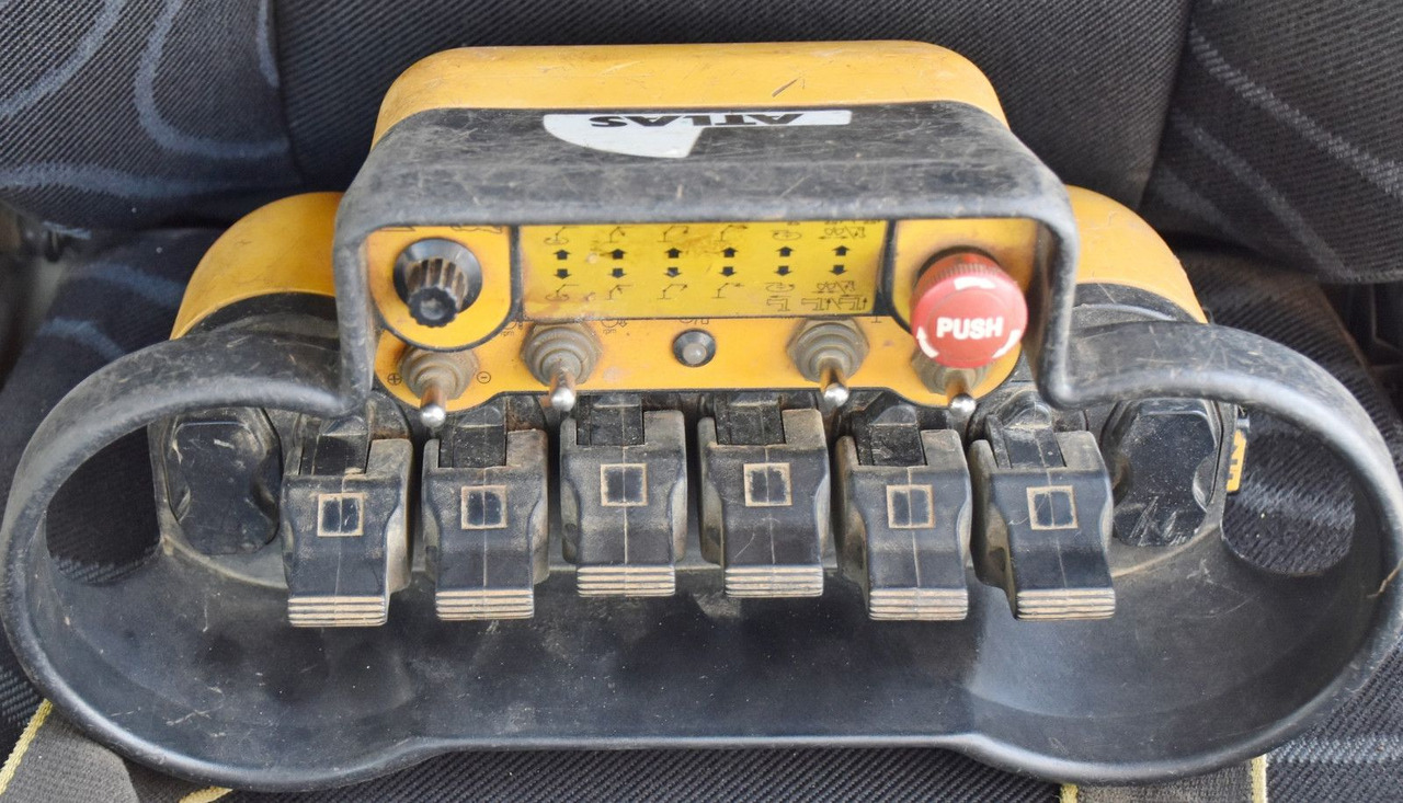 Tipper, Crane truck Iveco TRAKKER 410*Kipper 5,20m*ATLAS 165.2E * FUNK/6x4 Iveco TRAKKER 410*Kipper 5,20m*ATLAS 165.2E * FUNK/6x4: picture 13 Tipper, Crane truck Iveco TRAKKER 410*Kipper 5,20m*ATLAS 165.2E * FUNK/6x4 Iveco TRAKKER 410*Kipper 5,20m*ATLAS 165.2E * FUNK/6x4: picture 13