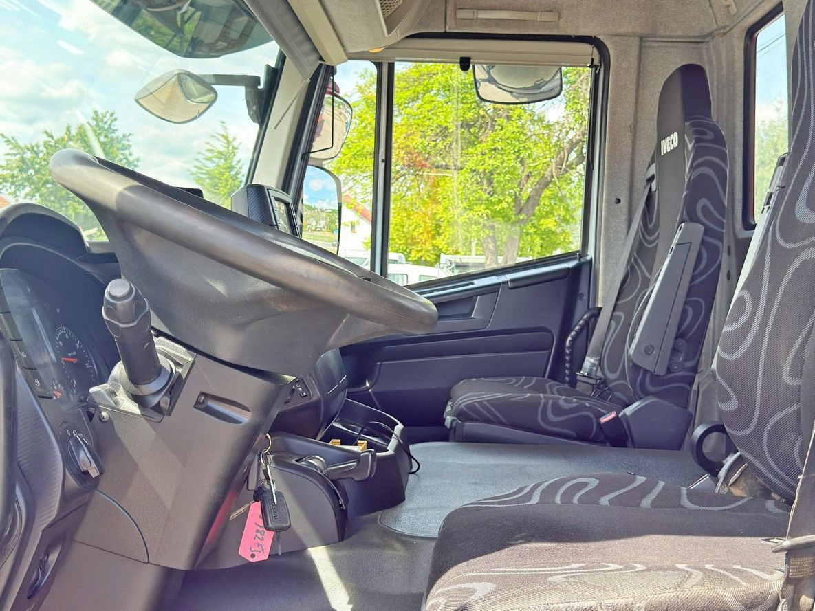 Tipper, Crane truck Iveco TRAKKER 410*Kipper 5,20m*ATLAS 165.2E * FUNK/6x4 Iveco TRAKKER 410*Kipper 5,20m*ATLAS 165.2E * FUNK/6x4: picture 9 Tipper, Crane truck Iveco TRAKKER 410*Kipper 5,20m*ATLAS 165.2E * FUNK/6x4 Iveco TRAKKER 410*Kipper 5,20m*ATLAS 165.2E * FUNK/6x4: picture 9