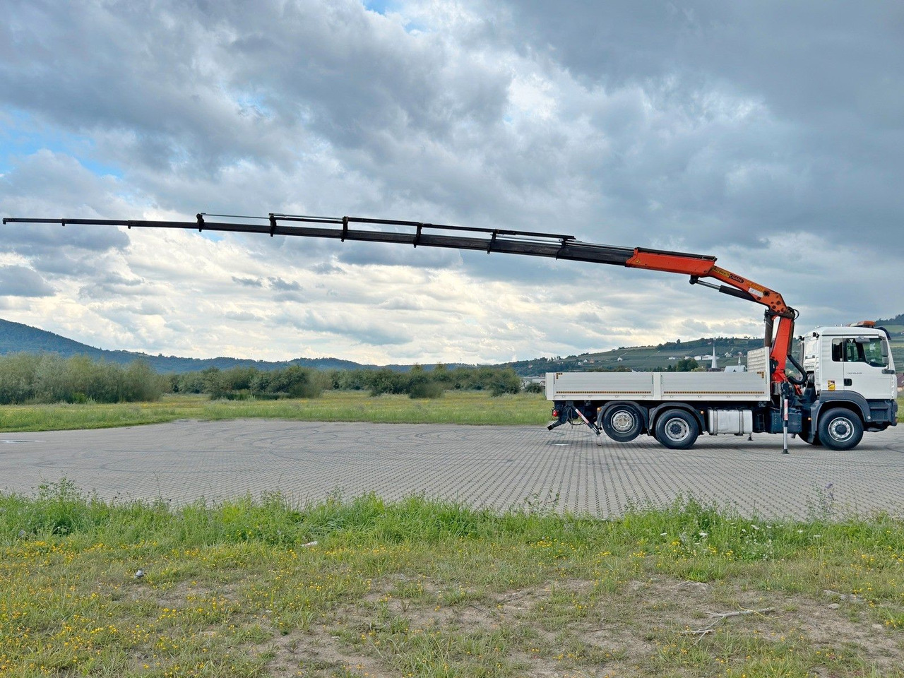 MAN TGA 26.430 Pritsche 5,50m + KRAN+ FUNK/6-4H2 MAN TGA 26.430 * PK 23002 + FUNK/6-4H2 - Crane truck: picture 5 MAN TGA 26.430 Pritsche 5,50m + KRAN+ FUNK/6-4H2 MAN TGA 26.430 * PK 23002 + FUNK/6-4H2 - Crane truck: picture 5