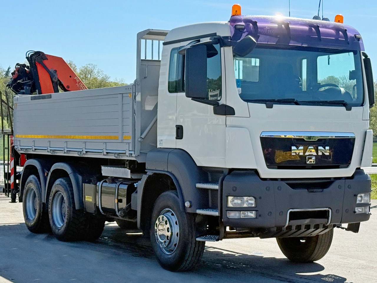 MAN TGS 33.360*KIPPER 4,95 m *PK 15002 * 6x4 - Tipper, Crane truck: picture 3 MAN TGS 33.360*KIPPER 4,95 m *PK 15002 * 6x4 - Tipper, Crane truck: picture 3