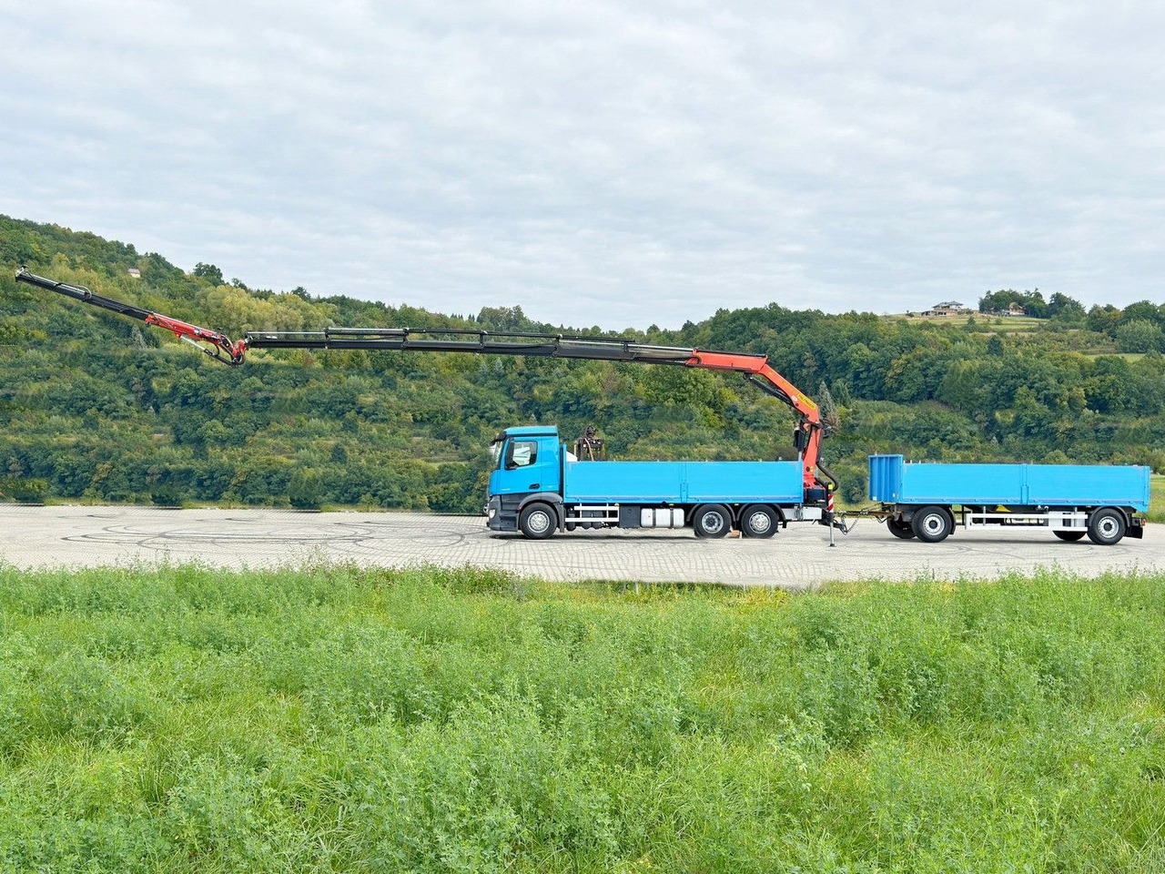 Mercedes-Benz ANTOS 2545*PK 26002-EHE+JIB PJ060A+Anhänger/FUNK - Crane truck: picture 5 Mercedes-Benz ANTOS 2545*PK 26002-EHE+JIB PJ060A+Anhänger/FUNK - Crane truck: picture 5